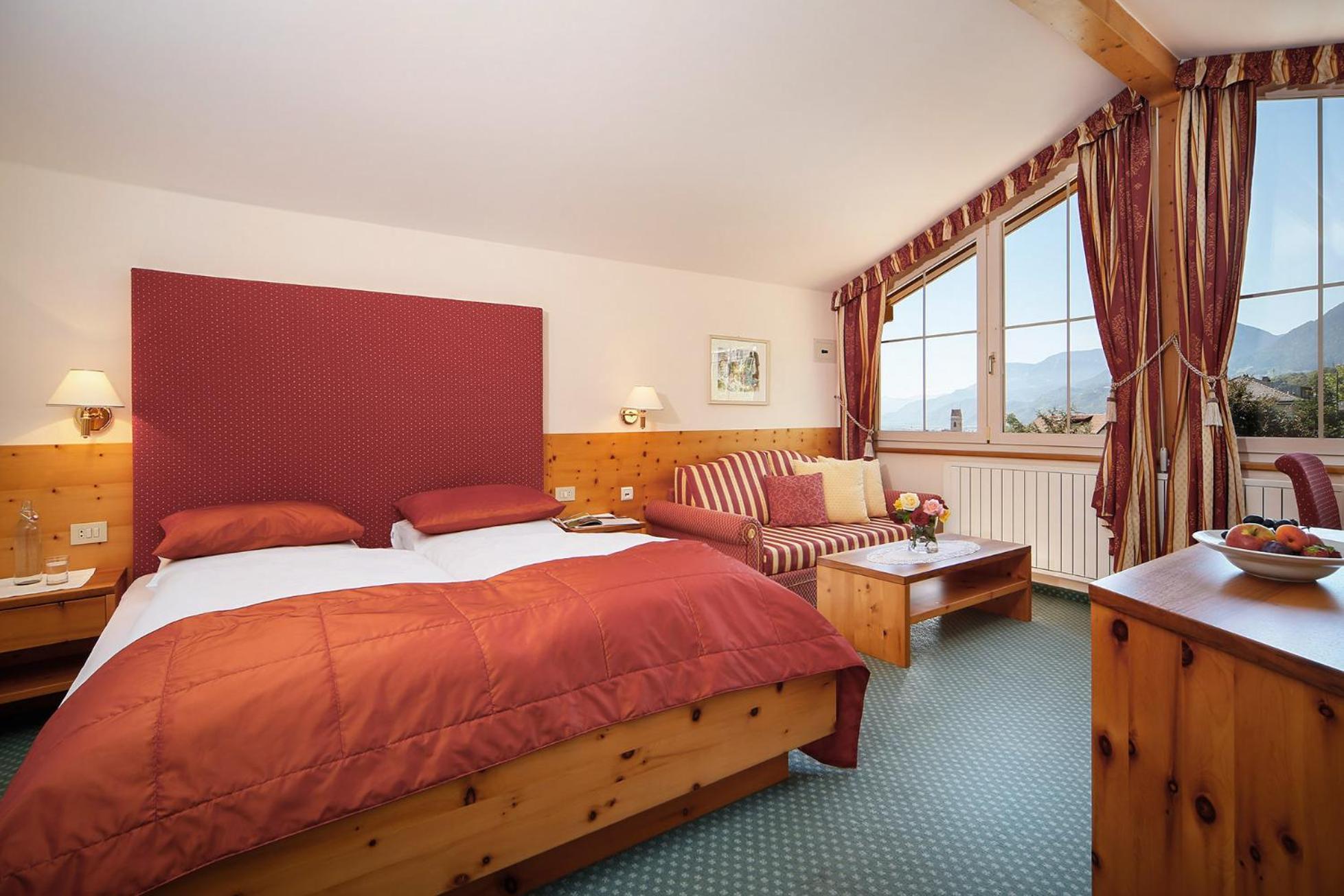 Landhaus Hotel Kristall Marlengo Extérieur photo